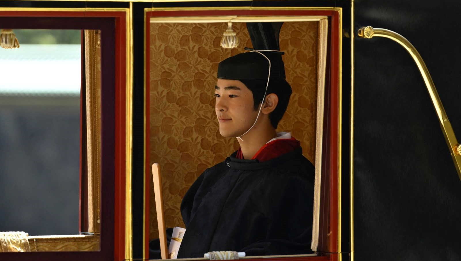 dunyanin en eski monarsisinde kriz imparatorlugun sonu olabilir n6OEWlml