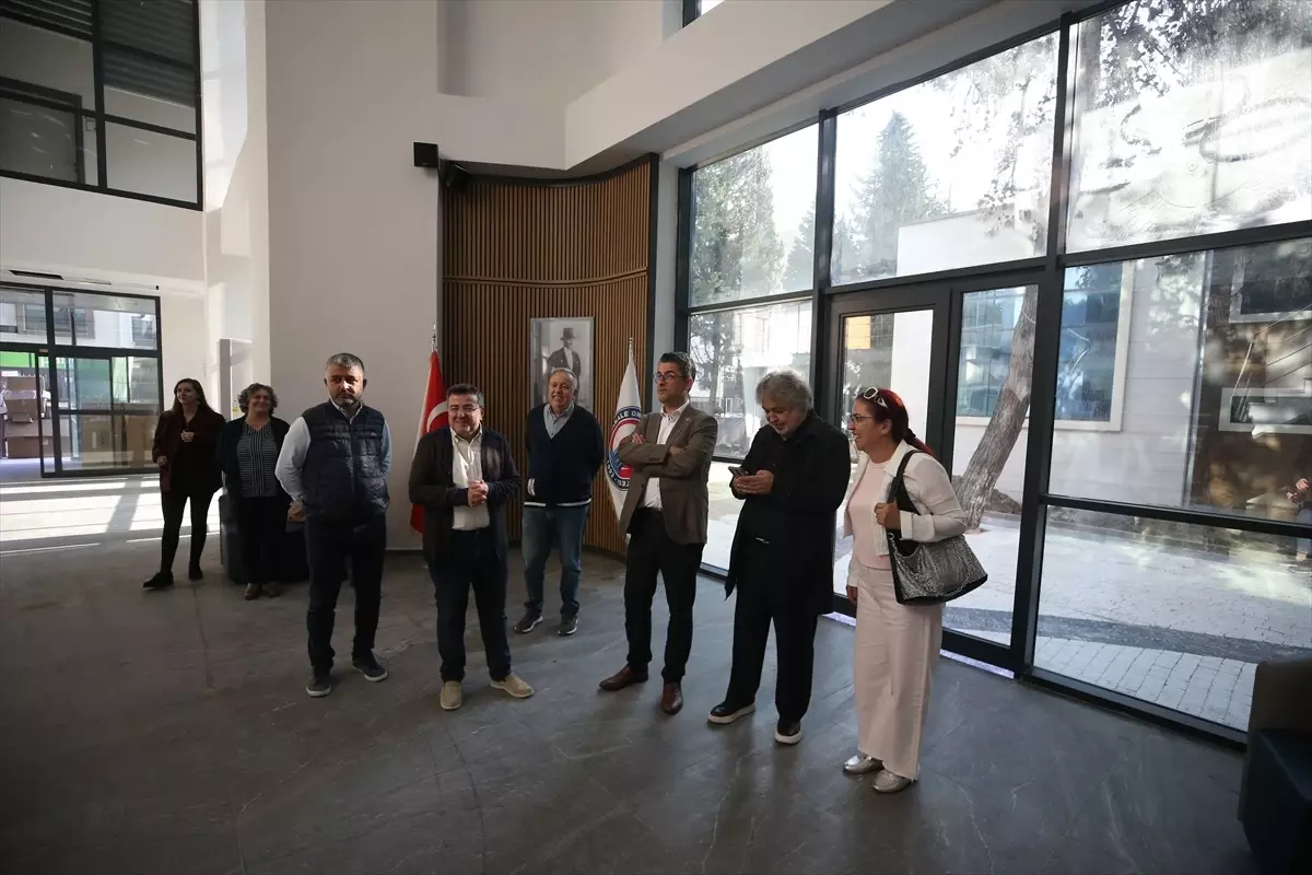 comu muzik ve sahne sanatlari fakultesinin yeni binasi acilmak uzere hazir CHwfhpxY.jpg