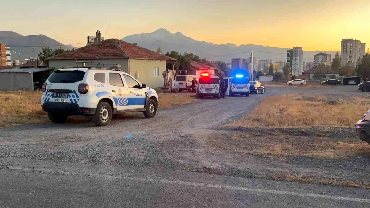 kayseride baba ve ogul tufekle yaralandi 7aHUCRG9