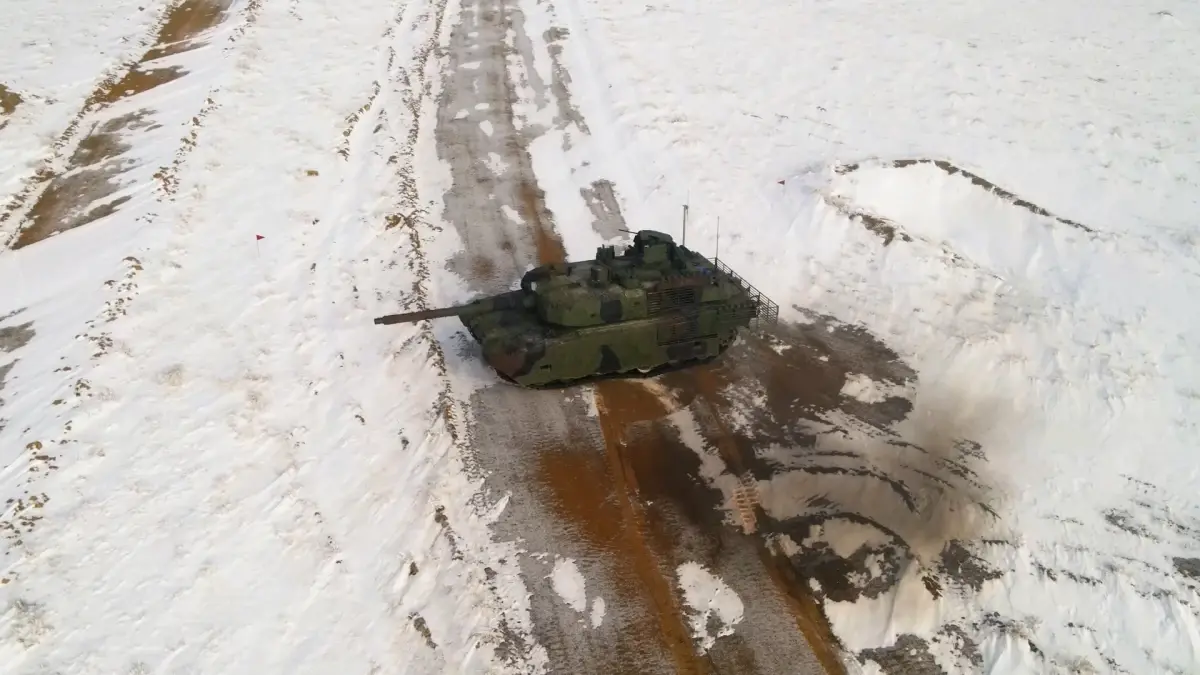 milli tank altayin silah sistemleri teslim edildi VlevcqdX.jpg