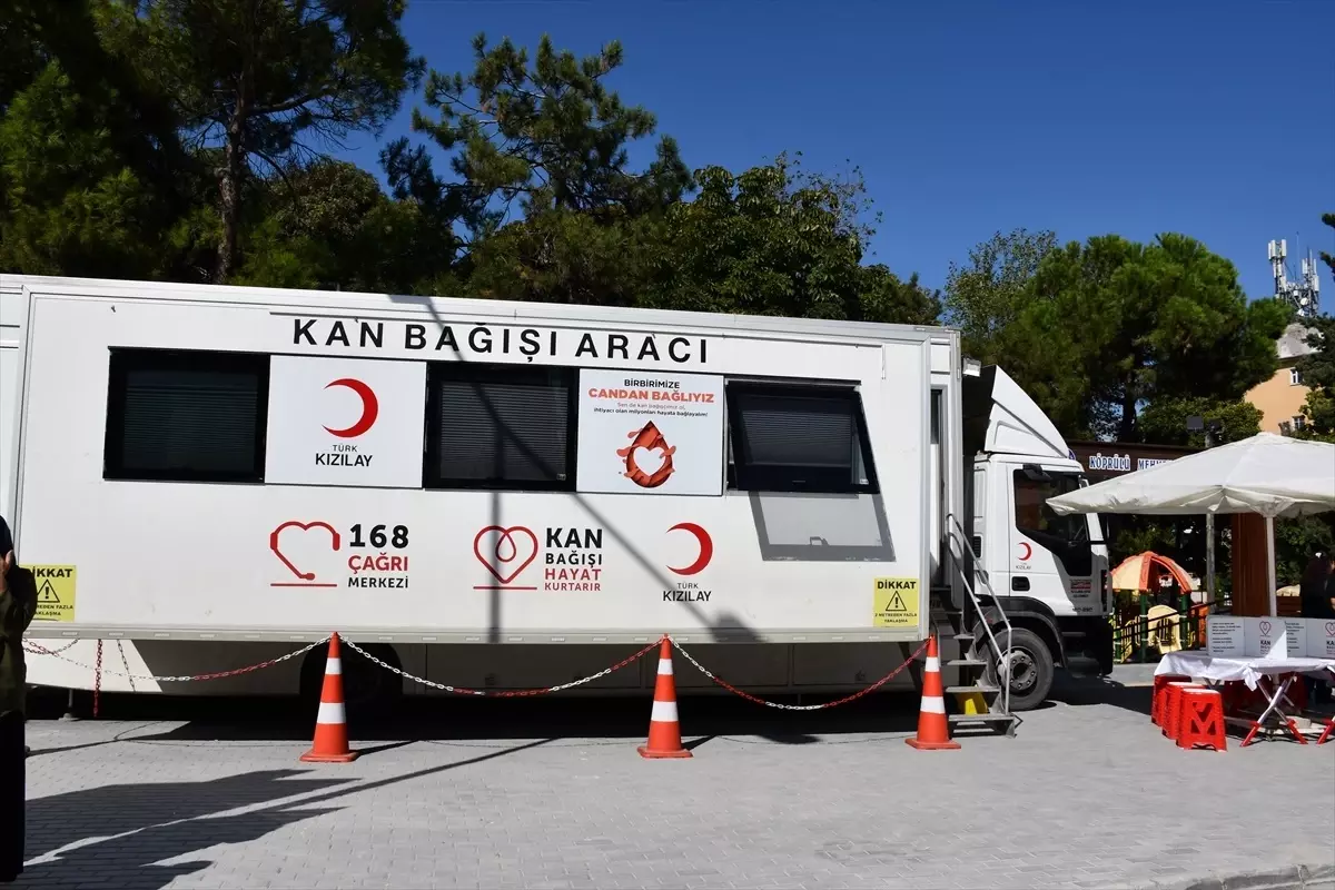 turk kizilayi vezirkoprude kan bagisi kampanyasi duzenledi uCJVBeOM