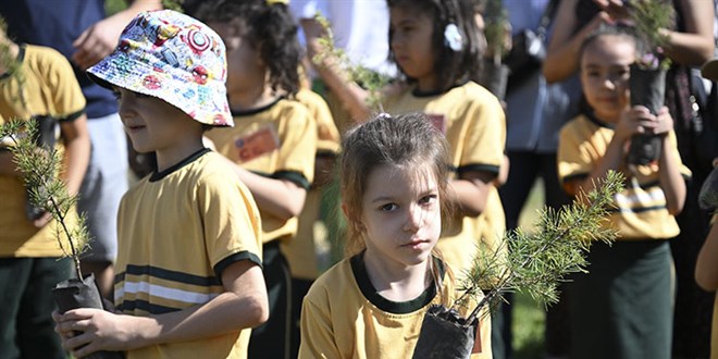mebden tum okullara talimat 10 kasim ve 11 kasimda fidan dikimi yapilacak B8gp3Vl8.jpg